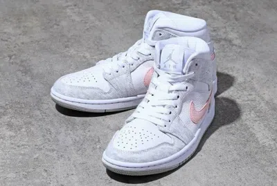 Pre-owned Jordan Nike Wmns Air  1 Mid Se Light Iron Ore Dn4045-001 Us 7 - 12 Women In Multicolor