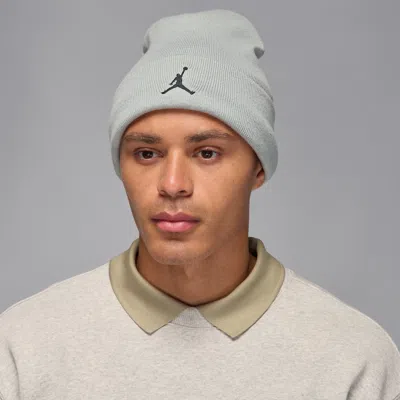 Jordan Peak Satin-lined Beanie In Gray