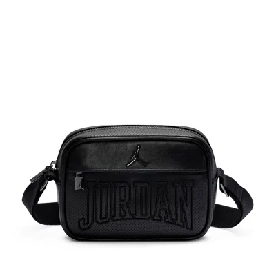 Jordan Perforated Camera Bag (1.6l) In Black