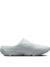 Jordan Roam Slippers In Gray
