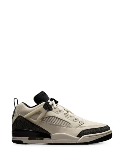 Jordan Spizike Low Sneakers In Yellow