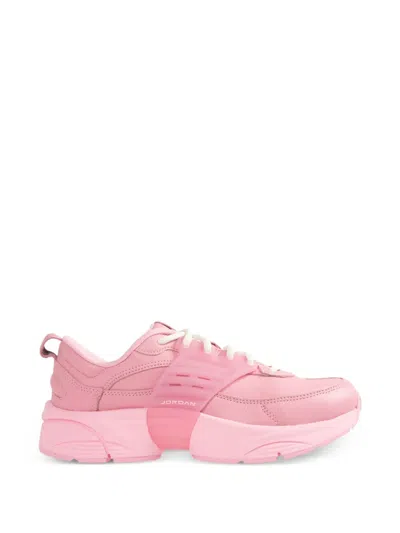 Jordan Trunner O/s Sneakers In Pink