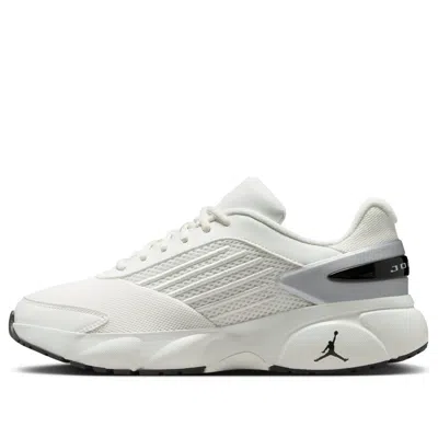 Jordan (wmns) Air  Trunner Flow 'summit White Metallic Silver'