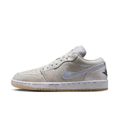 Jordan Women's Air  1 Low Se "lny" Shoes In Grey