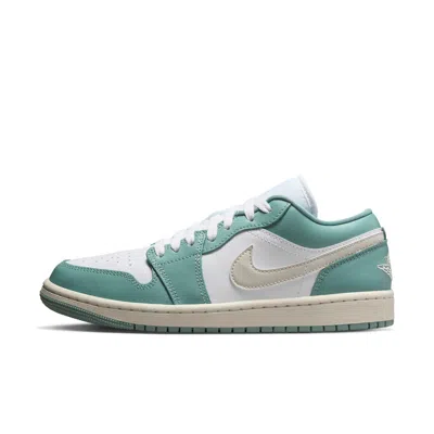 Jordan Women's Air  1 Low Shoes In White