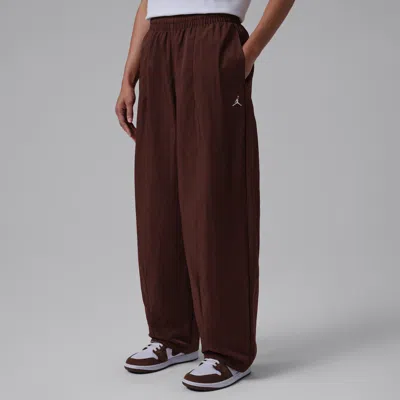 Jordan Women's  Brooklyn Woven Pants In Burgundy