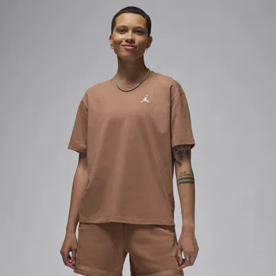 Jordan Essentials Girlfriend Fit T-shirt In Brown In Brown