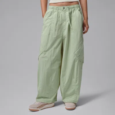 Jordan Women's  Flight Chicago Parachute Pants In Green