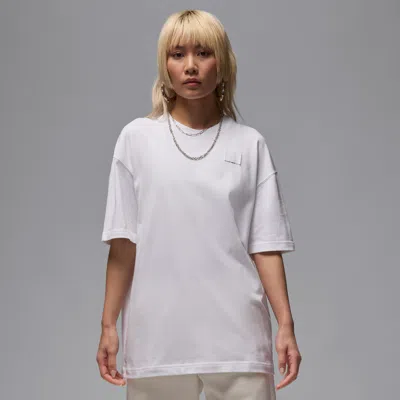 Jordan Women's  Flight Essentials Oversized T-shirt In White