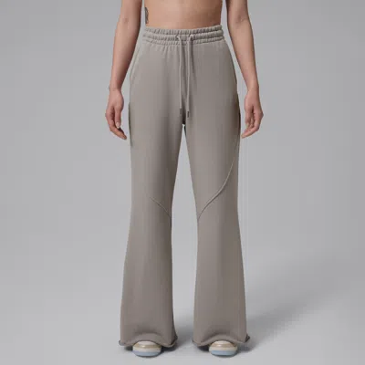 Jordan Women's  Flight Fleece Flared Pants In Gray