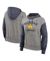 JORDAN WOMEN'S HEATHER GRAY/NAVY MICHIGAN WOLVERINES BLITZ COLOR BLOCKED LEGACY PULLOVER HOODIE