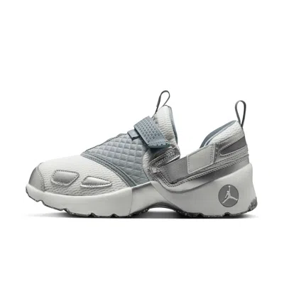 Jordan Women's  Trunner Lx Shoes In Gray