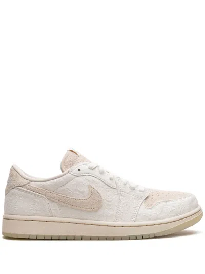Jordan X Chris Paul Air  1 Low Og In Neutrals
