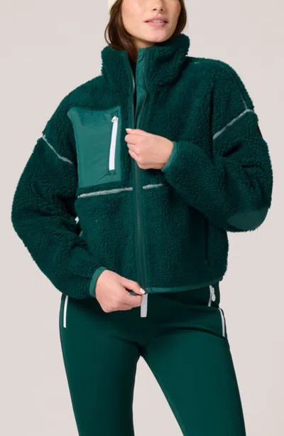 Jorde Miller Recycled Wool Blend Crop Fleece Jacket In Spruce