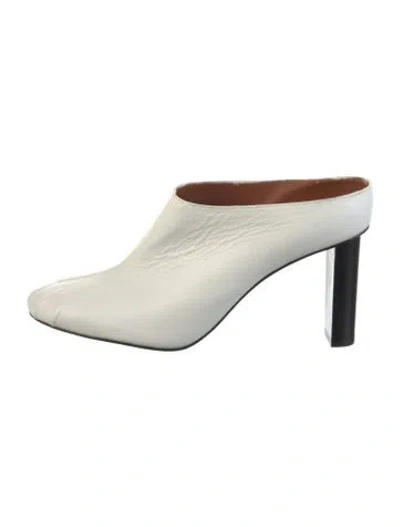 Pre-owned Joseph Leather Mules In White
