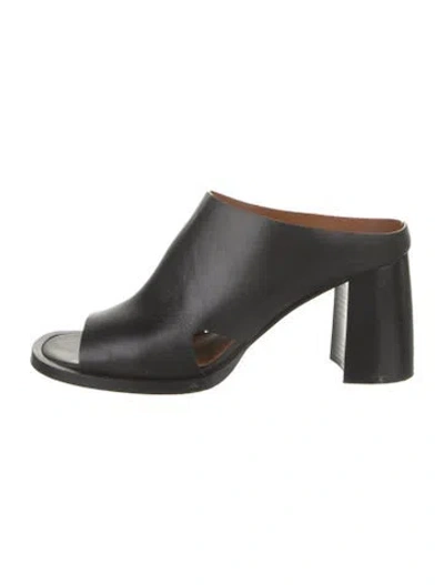 Pre-owned Joseph Leather Slides In Black