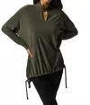 Joseph Ribkoff Keyhole Neck Top In Green In Green