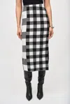 Joseph Ribkoff Plaid Jacquard Knit Skirt In Black/vanilla In Black