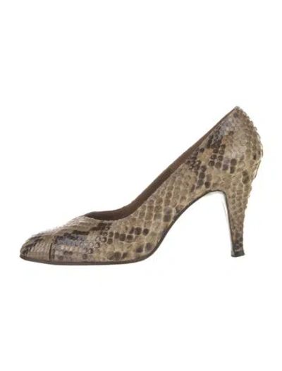 Pre-owned Joseph Snakeskin Animal Print Pumps In Neutral
