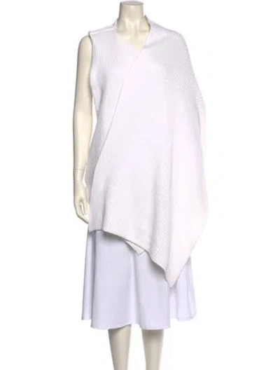 Pre-owned Joseph V-neck Sweater In White