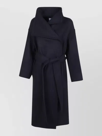 Joseph Wool Blend Fitted Coat In Gray