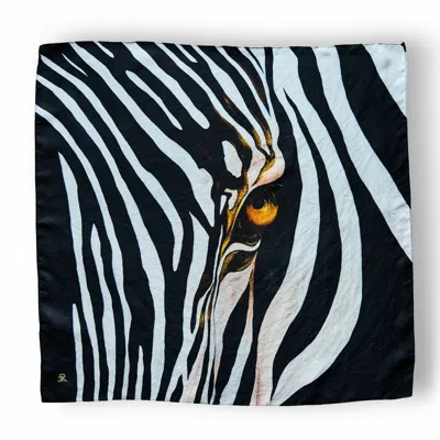 Josie's Editions Women's Black / White Zebra's Gaze Classic Square