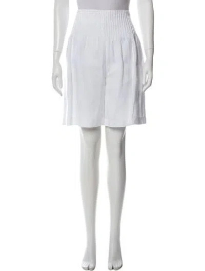 Pre-owned Joslin Linen Knee-length Shorts In White