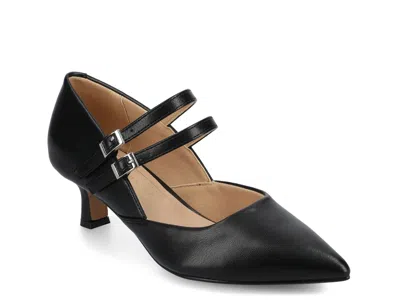 Journee Carnation Pump In Black