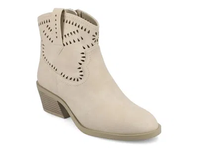 Journee Cheyenne Western Bootie In Neutral