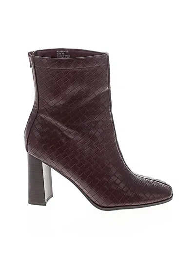 Pre-owned Journee Collection Ankle Boots In Burgundy