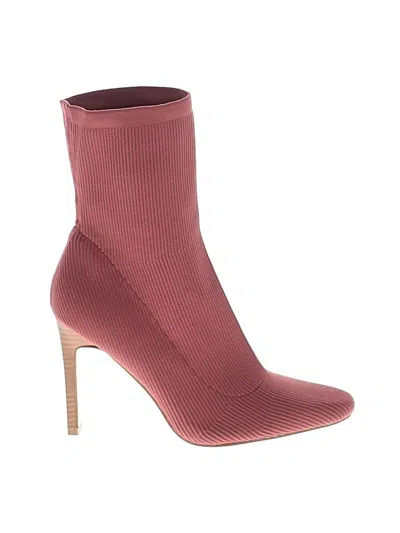 Pre-owned Journee Collection Ankle Boots In Burgundy