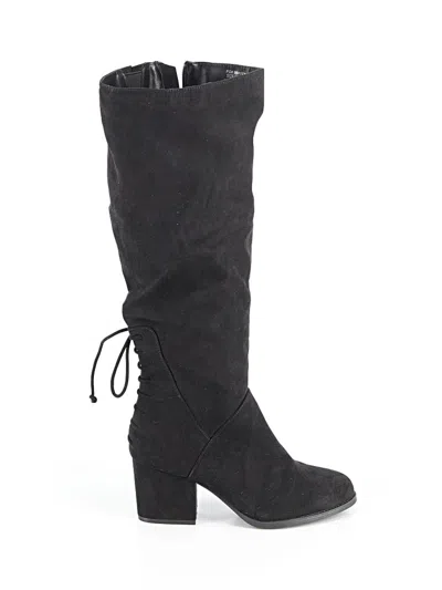 Pre-owned Journee Collection Boots In Black