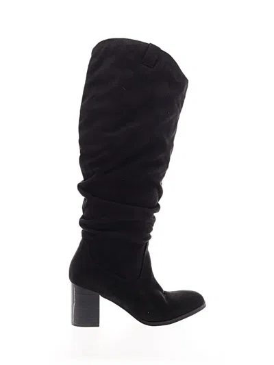 Pre-owned Journee Collection Boots In Black