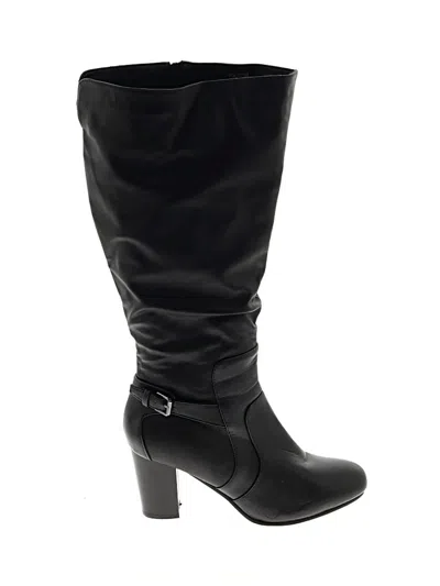 Pre-owned Journee Collection Boots In Black