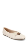 Journee Collection Callee Keyhole Square Toe Flat In Bone