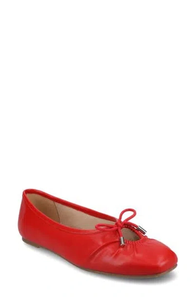 Journee Collection Callee Keyhole Square Toe Flat In Red