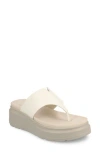 Journee Collection Carah Platform Wedge Sandal In White
