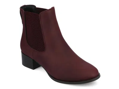 Journee Collection Chayse Bootie In Burgundy