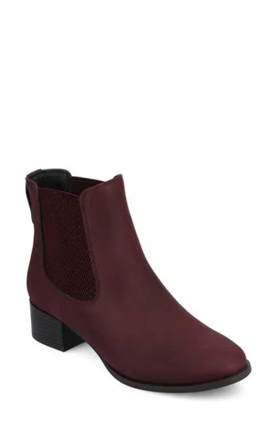 Journee Collection Chayse Bootie In Burgundy