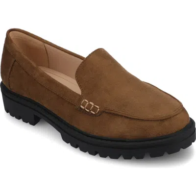 Journee Collection Ericka Lug Sole Platform Loafer In Brown