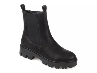 Journee Collection Ivette Chelsea Boot In Black