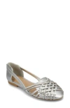 Journee Collection Journee Ekko Weave Flat In Silver