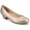 Journee Collection Journee Women's Comfort Saar Pumps In White