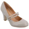 Journee Collection Windy Pump In Grey