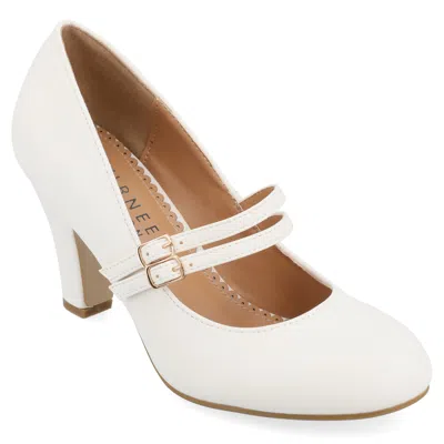 Journee Collection Journee Women's Wide Width Windy Pumps In White