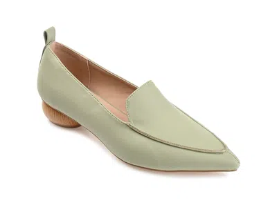 Journee Collection Maggs Flat In Green