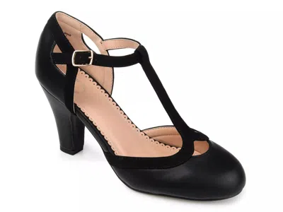Journee Collection Olina Pump In Black