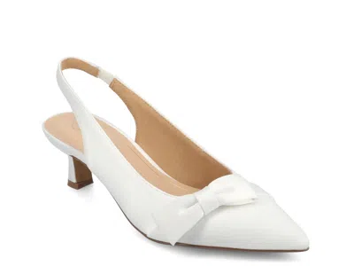 Journee Collection Paloma Pump In White