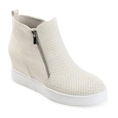 Journee Collection Pennelope Womens Round Closed Toe Slip-on Shoe In Neutral