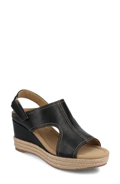 Journee Collection Womens Rayleigh Wedge Sandals In Black